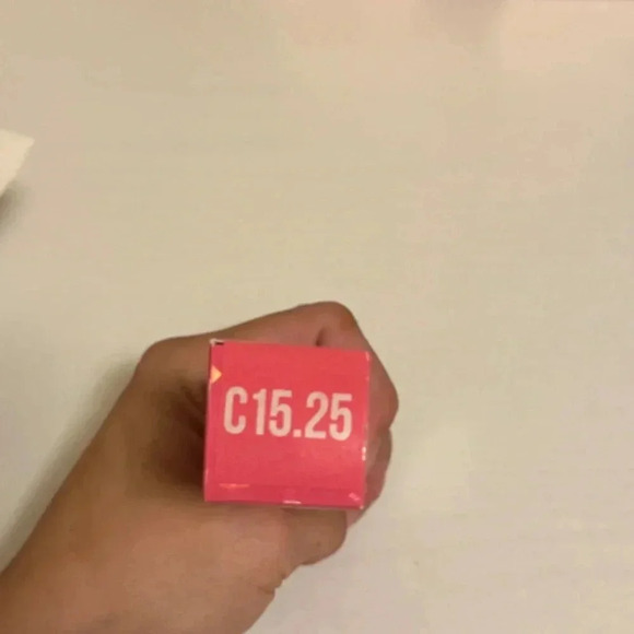 NEW IN BOX- MAGIC STAR™ CONCEALER- C15.25- MEDIUM SKIN TONE-JEFFREE STAR - Picture 7 of 7